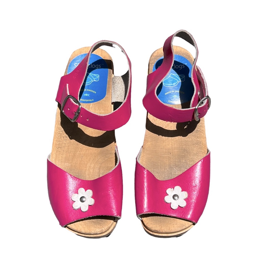 CAPE CLOGS Made In Sweden Pink With White Flower Girls Size 3